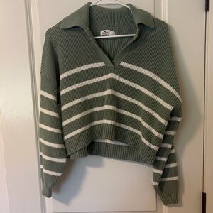 Hollister Olive and White V-Neck Sweater